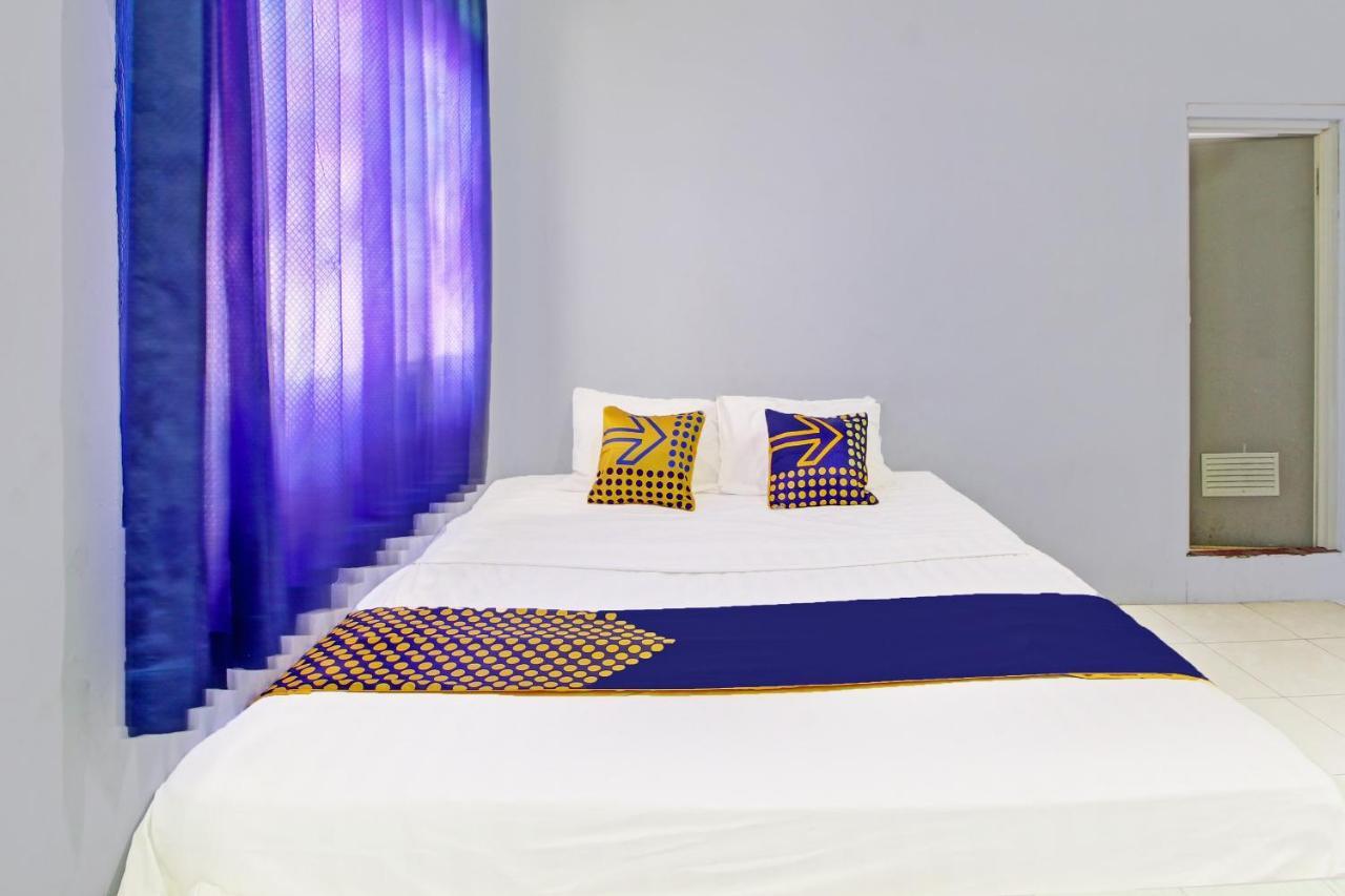 Spot On 91694 Hotel Rama Chandra Temanggung Exterior foto
